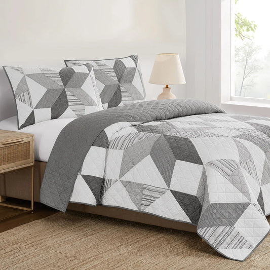 Origami Pieced Modern Patchwork 3-piece Quilt Set