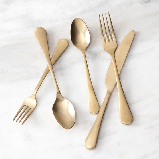 Ellsie Antiqued Champagne 20-piece Place Setting