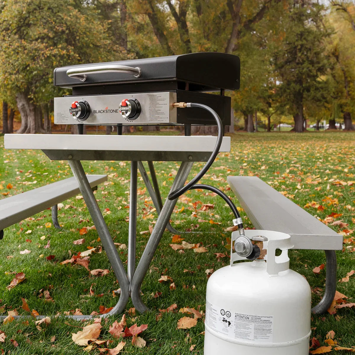Blackstone 22 inch Omnivore Griddle Tabletop Bundle