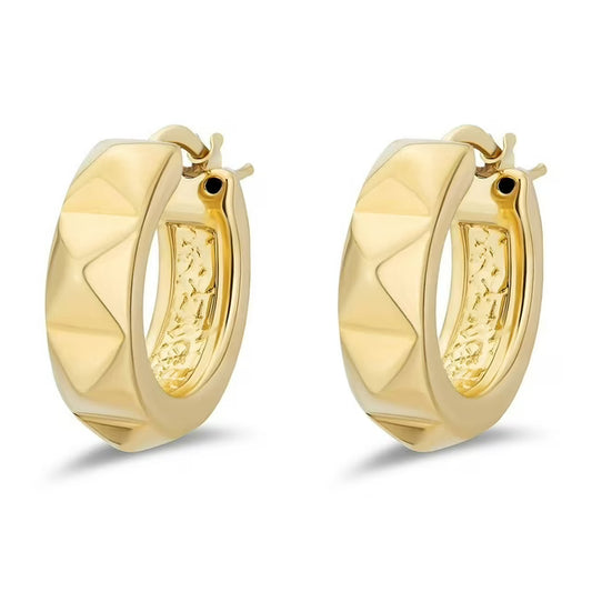 Neuhardt Pyramid Hoop Earrings in 18K Gold Vermeil
