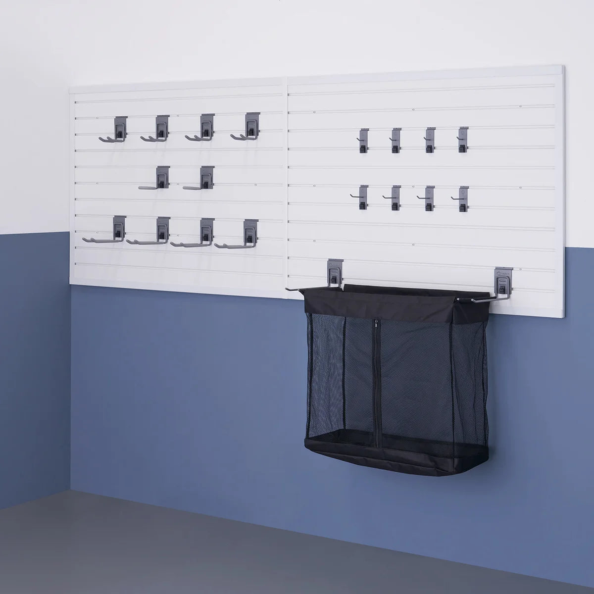 Modular Slatwall 19-piece White Accessory Set - Online Only TRINITY 24 Sq Ft