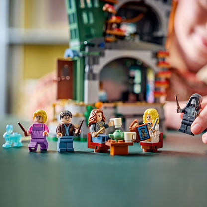 LEGO Harry Potter Luna Lovegood’s House Building Set, 764 pc.