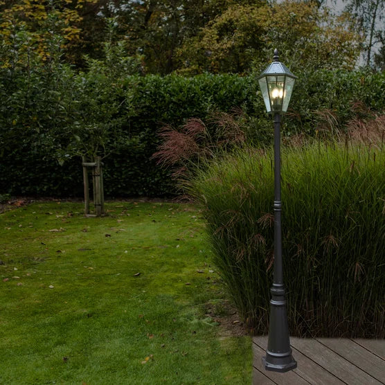 Outdoor LED Solar Post Light