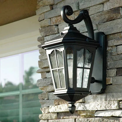 Outdoor Wall Lantern