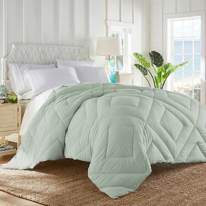 Tommy Bahama Butter Soft Down Alternative Comforter - Thumbnail 2