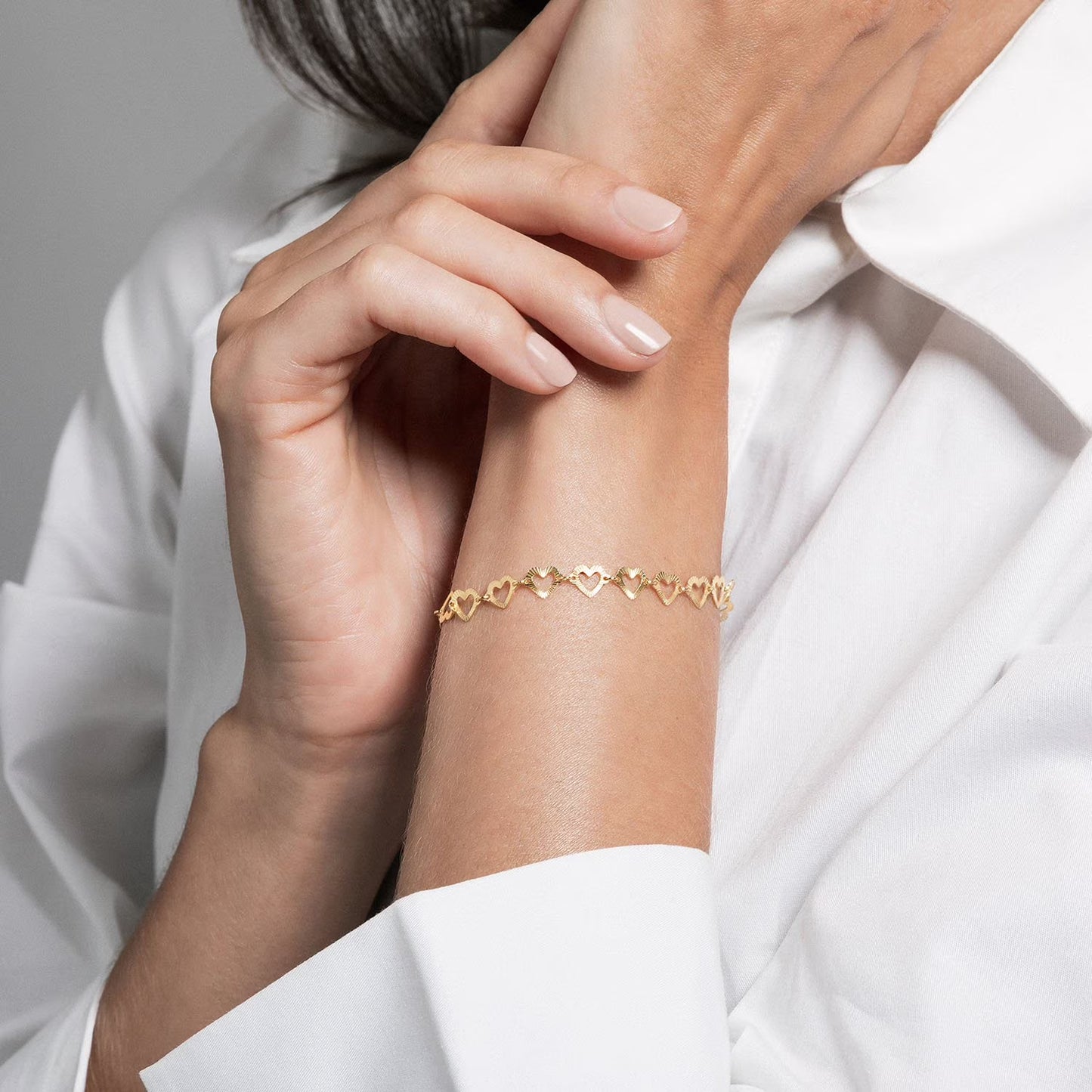 Cutout Heart Chain Bracelet in 18K Gold Vermeil