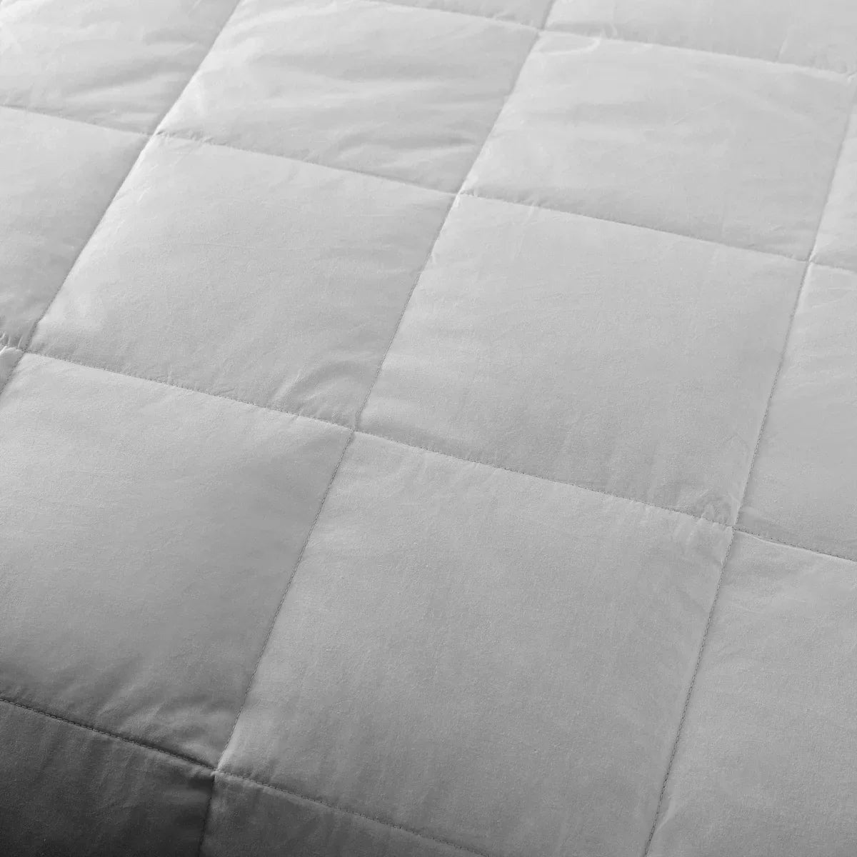 Feather and Loom White Down Blanket - Thumbnail 3