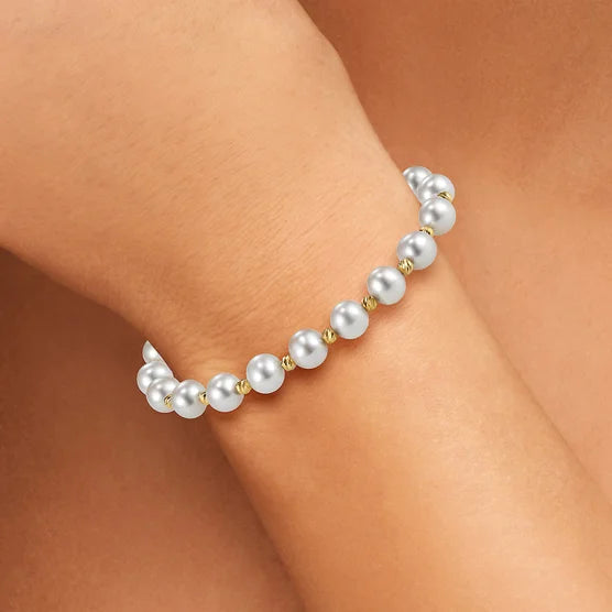 Pearl Bracelet with 14kt Yellow Gold Clasp