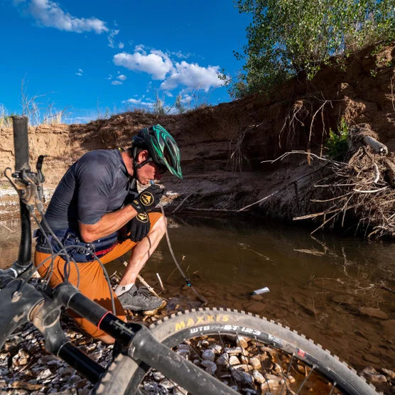 Portable Deluxe Emergency Water Purification Kit