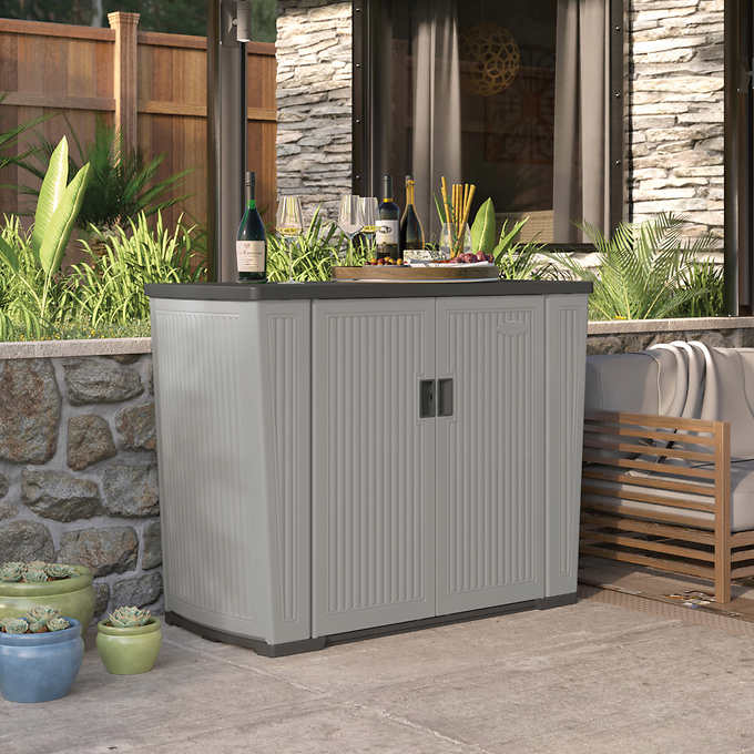 Suncast Oasis 130 Gallon Lockable Cabinet