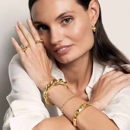 Neuhardt Pyramid Hoop Earrings in 18K Gold Vermeil