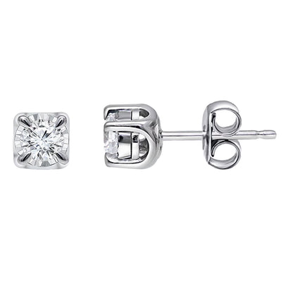 0.13 CT. T.W. Round Cut Diamond Stud Earrings in 14K Gold