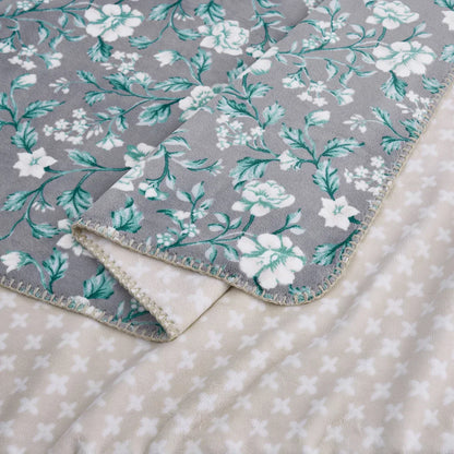 Casual Living Reversible Luxe Plush Throw