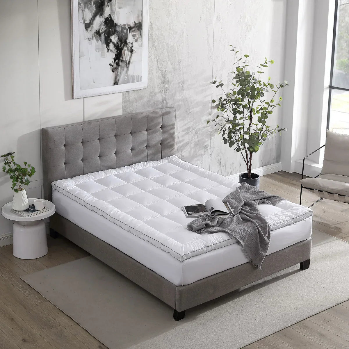 Hotel Grand Polyester Filled Mattress Topper