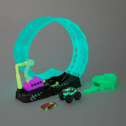 Monster Trucks Glow in the Dark Epic Loop Challenge Playset