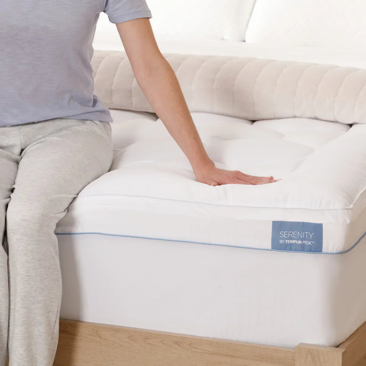 Tempur-Pedic Serenity Mattress Topper - Thumbnail 2