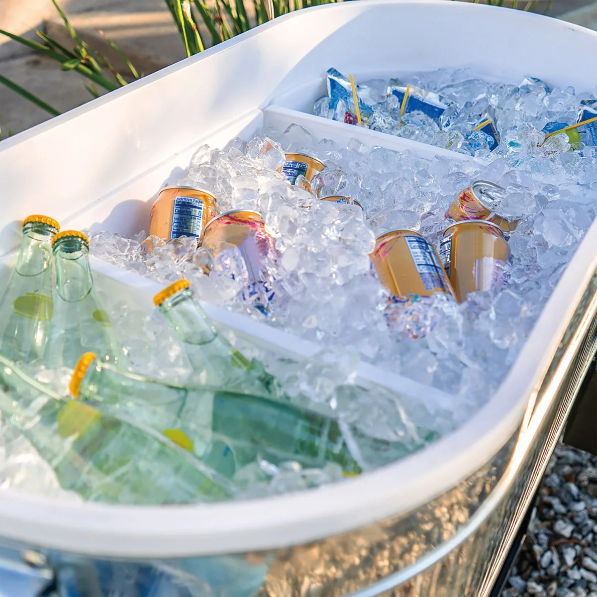 Galvanized Steel Rolling Cooler with Cover