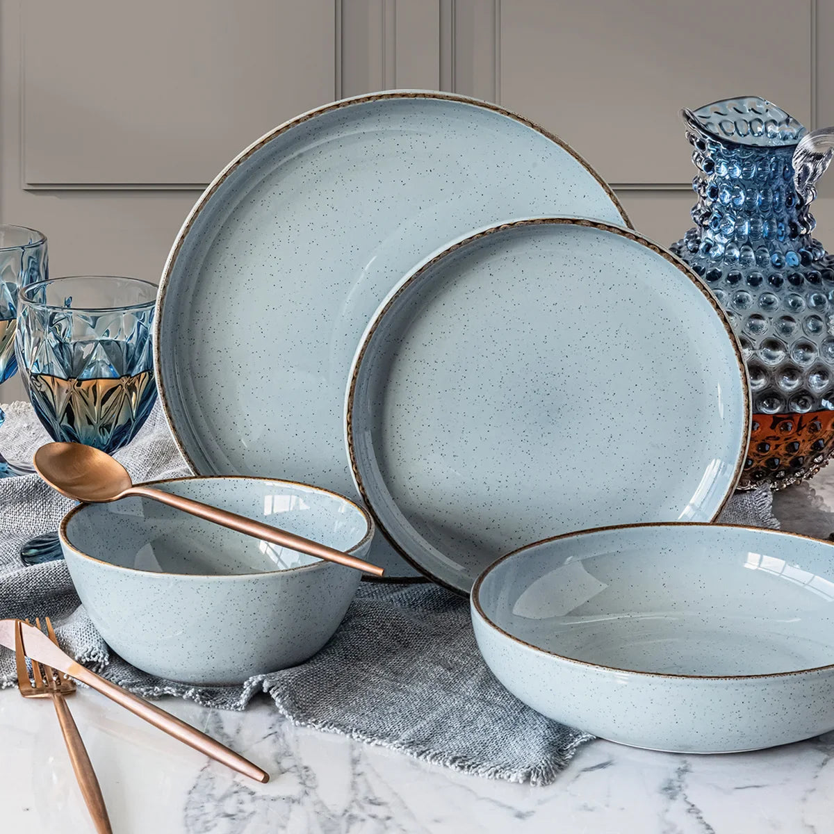 16-piece Dinnerware Set