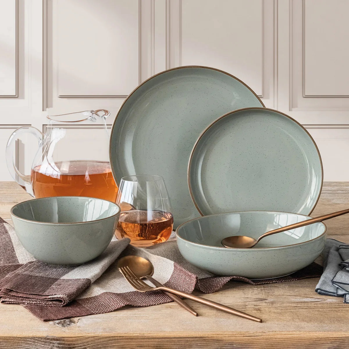 16-piece Dinnerware Set