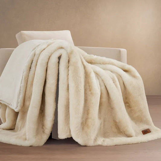 Luxe Faux Fur Throw