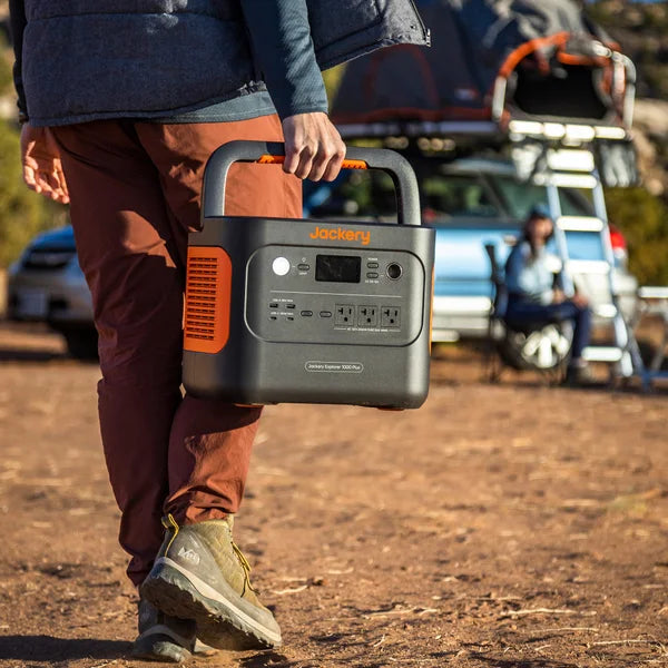 1000 Plus Solar Generator with Mini 100W Solar Panel