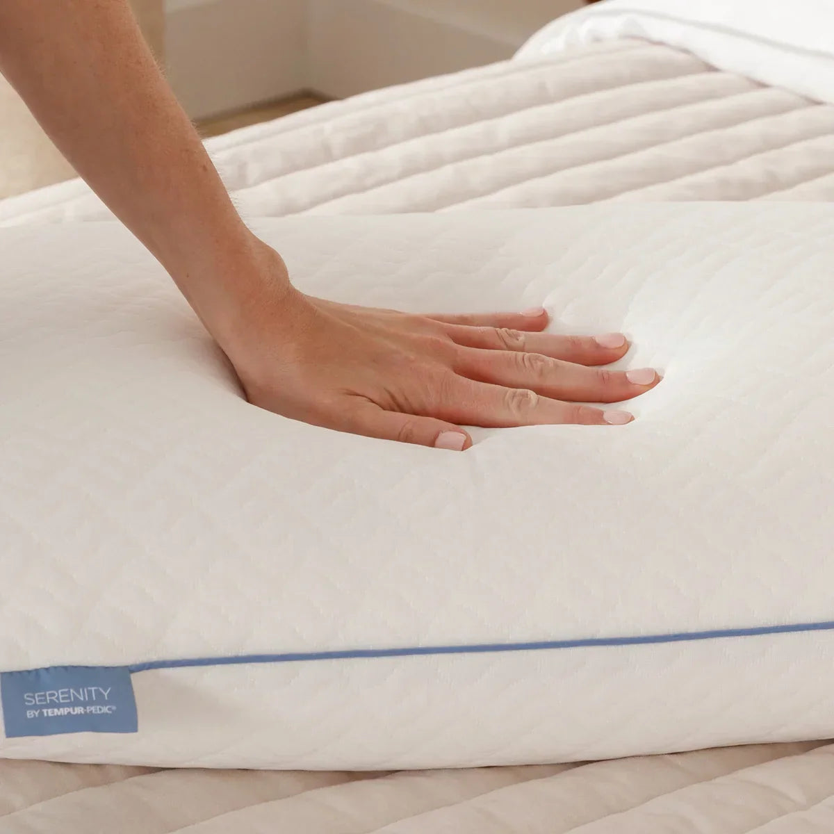 Serenity by Tempur-Pedic Cooling Memory Foam Pillow - Thumbnail 4