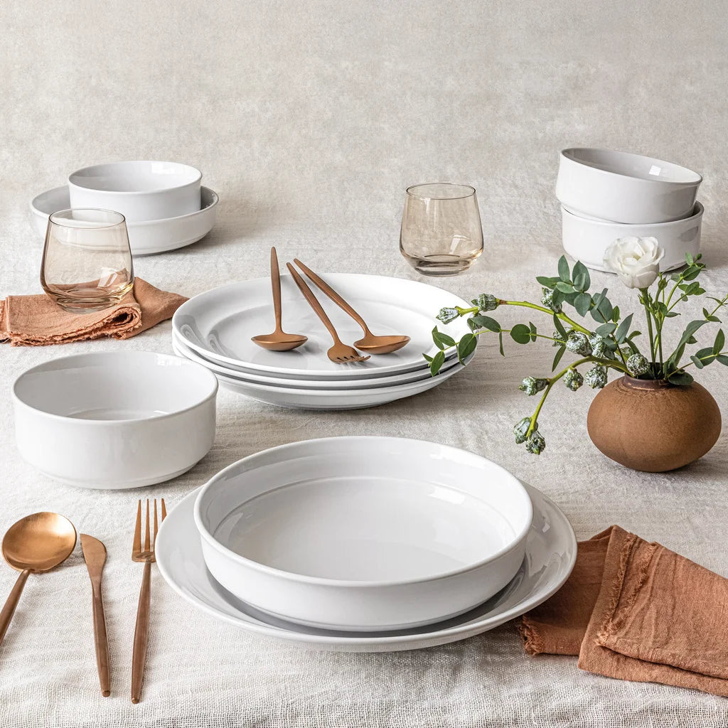 Rimmed 12-piece Glossy Porcelain Dinnerware Set