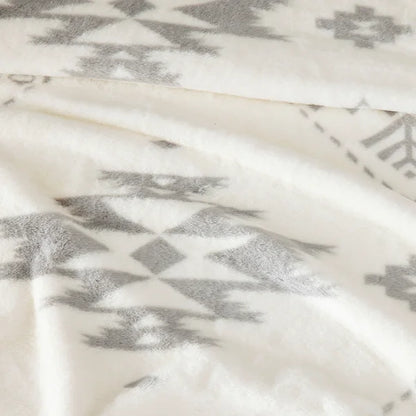 Pendleton Faux Fur Luxe Blanket