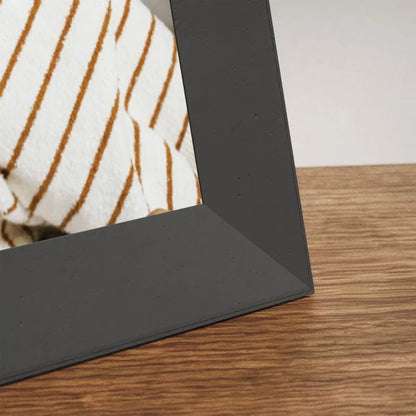 Carver Stone Digital Picture Frame