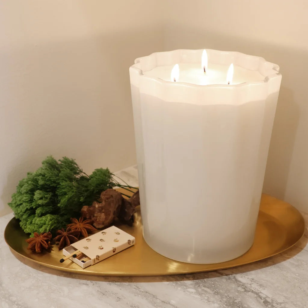 57 oz. Scalloped Candle with Rubber Wood Lid