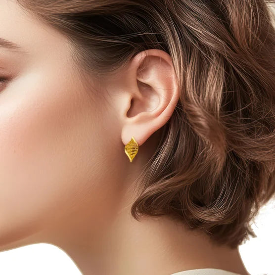 22kt Yellow Gold Spiral Stud Earrings