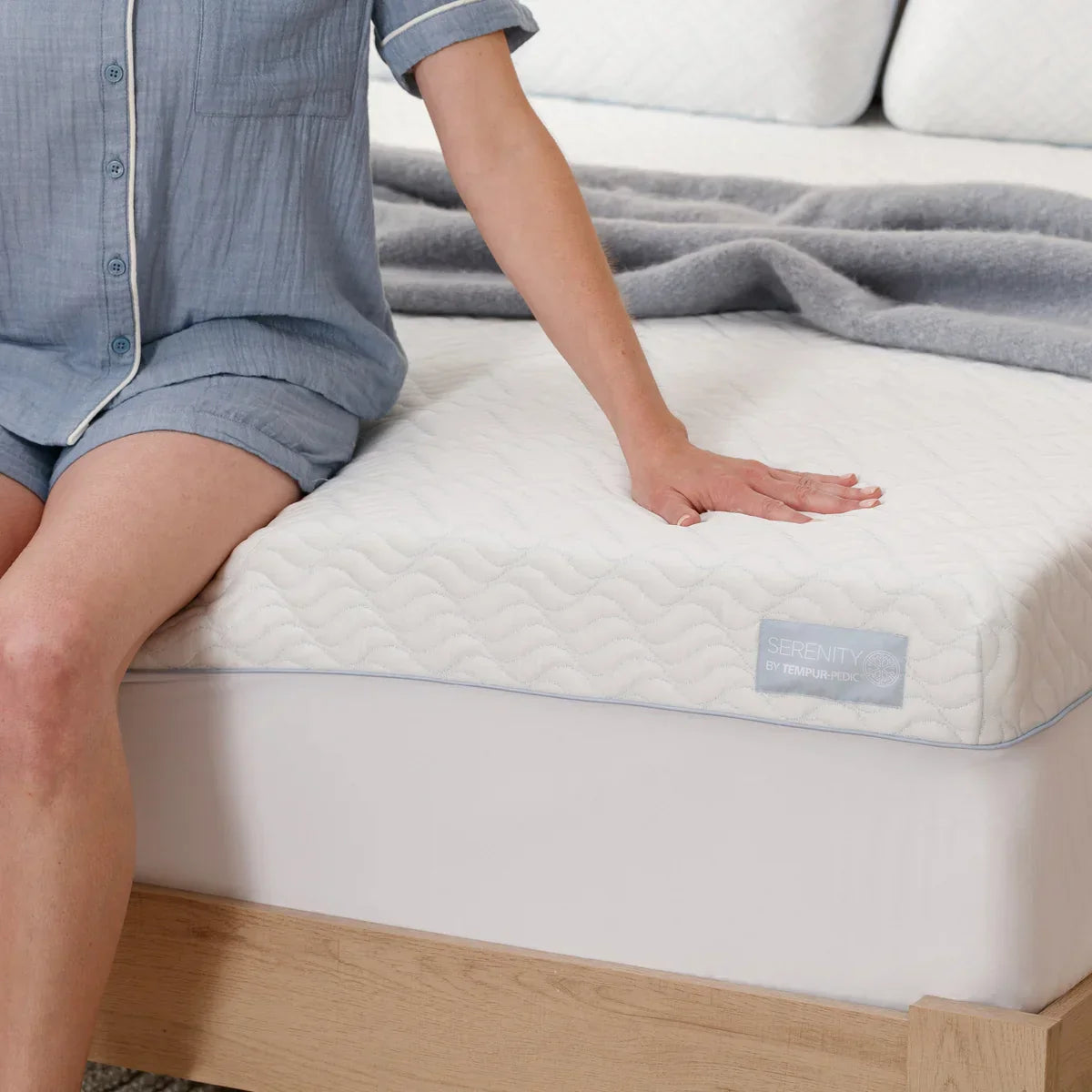 Tempur-Pedic Serenity Mattress Topper - Thumbnail 4