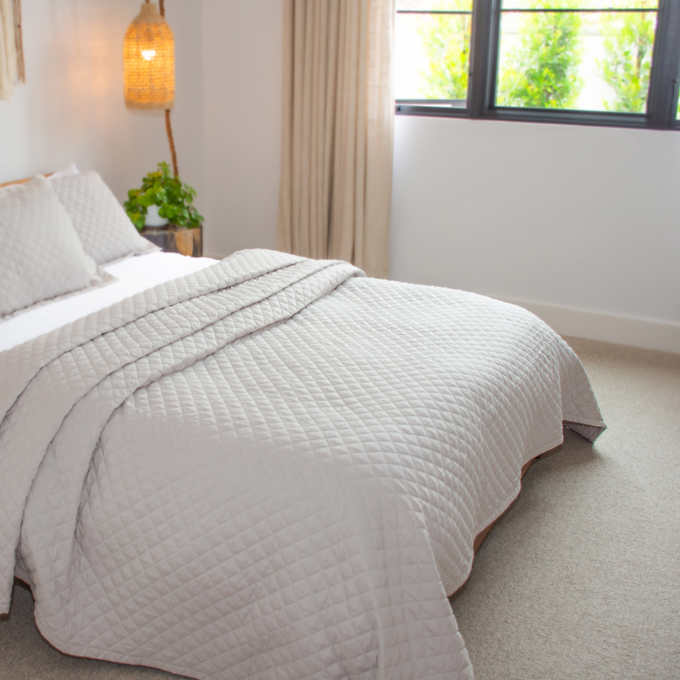 Jennifer Adams Home Solana Blanket - Thumbnail 5