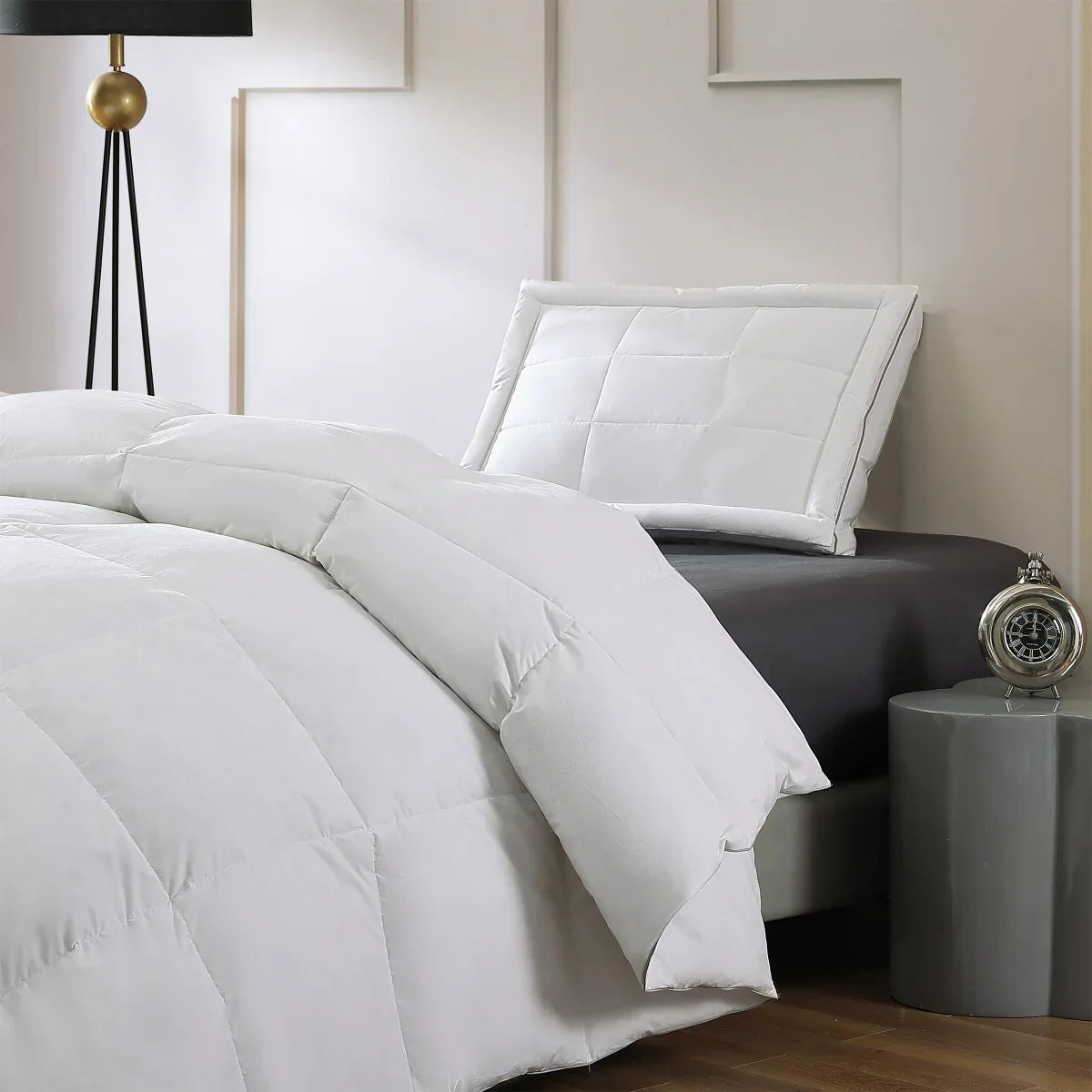 Hotel Grand White Down Top Feather Pillow - Thumbnail 3