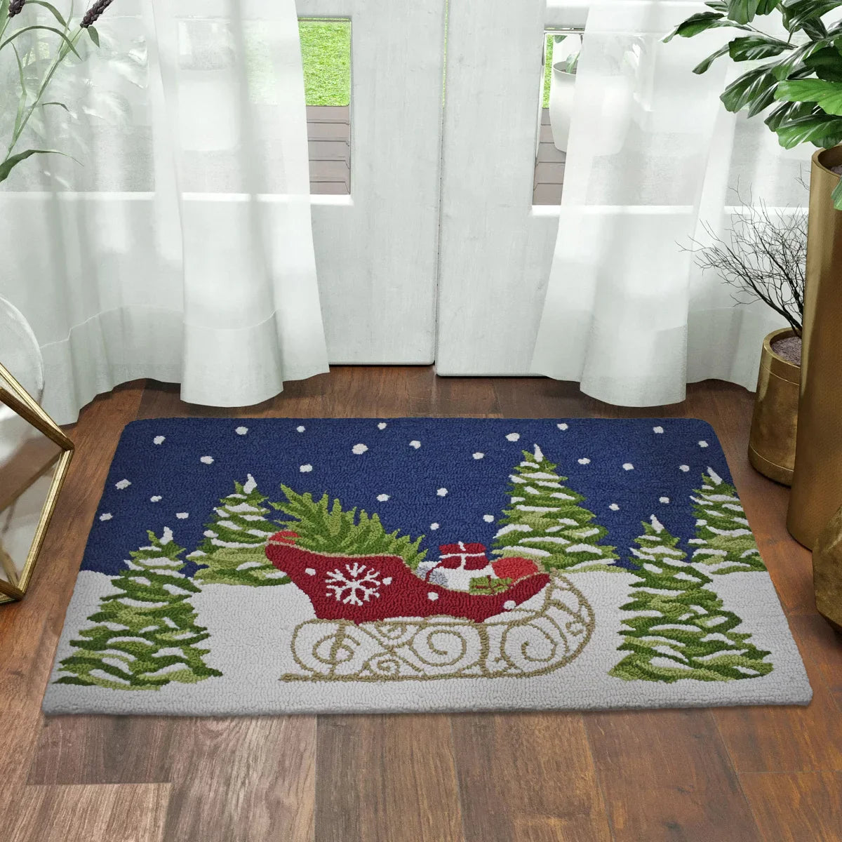 Hooked Accent Rug, 22” x 38”