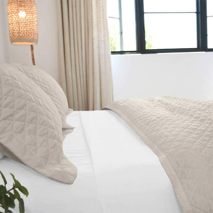 Jennifer Adams Home Solana Blanket - Thumbnail 4