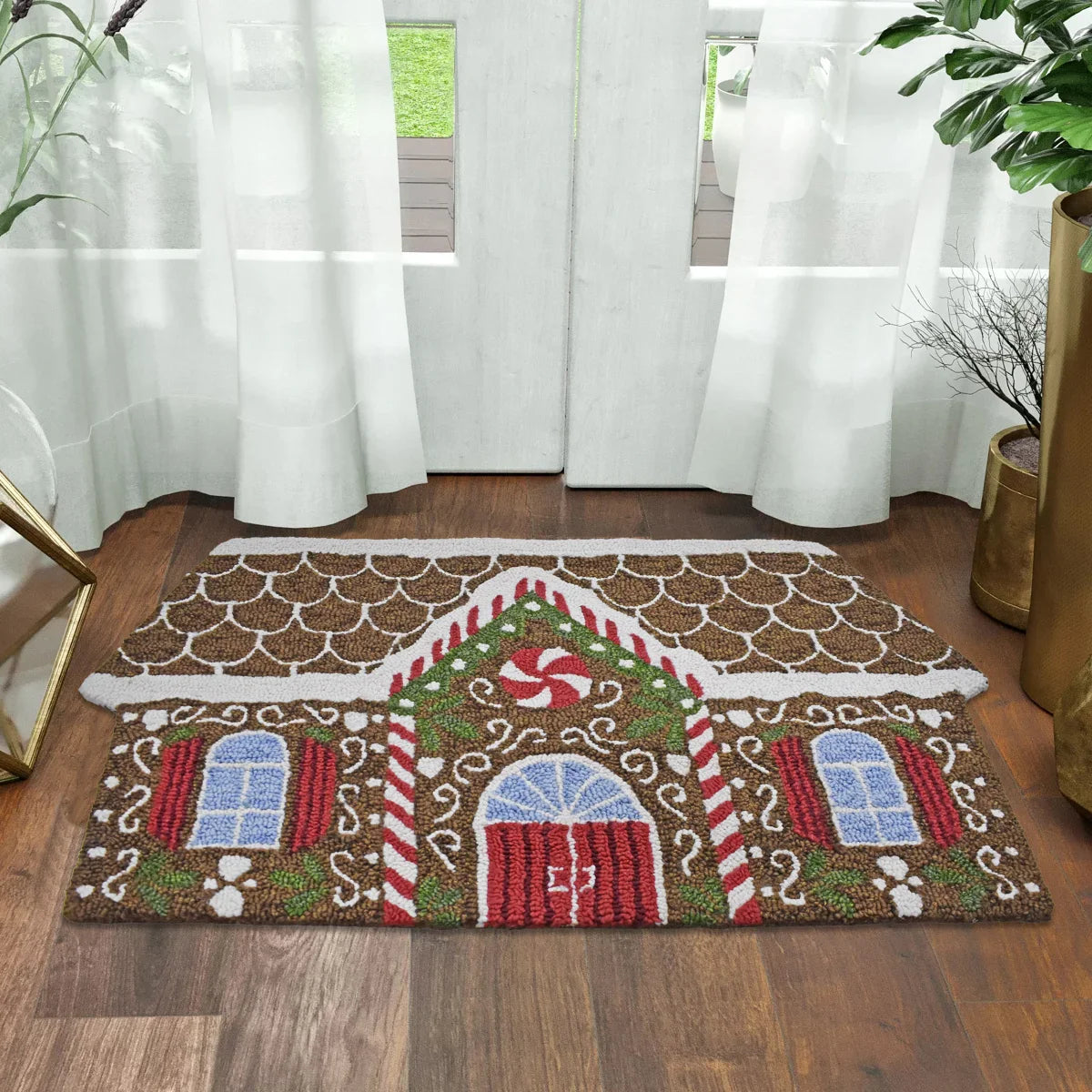 Hooked Accent Rug, 22” x 38”