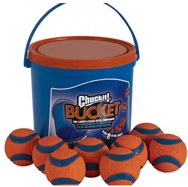 Bucket with Ultra Balls Medium 8 pack
