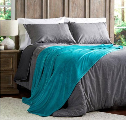 Microfiber Plush Throw Blanket