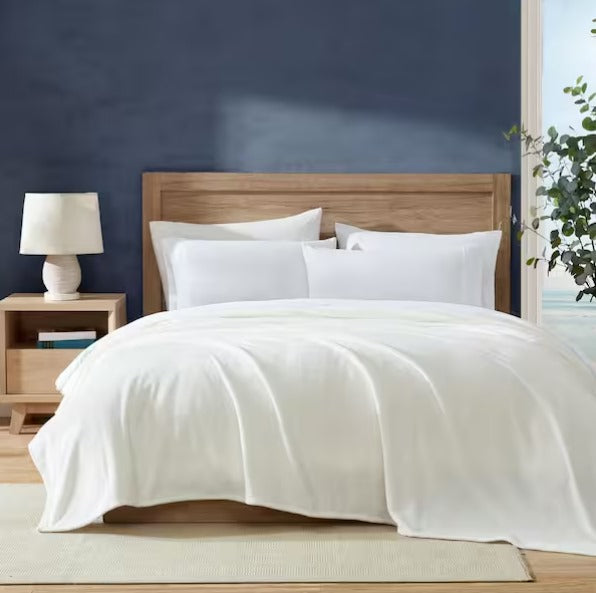 Ultra Soft Plush 1-Piece Microfiber Blanket