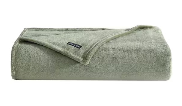1-Piece Fern Green Ultra Soft Plush Fleece Blanket