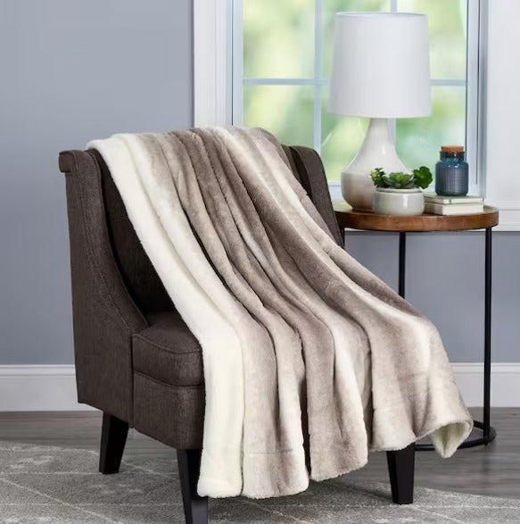 Oversized Faux Fur Hypoallergenic Throw Blanket