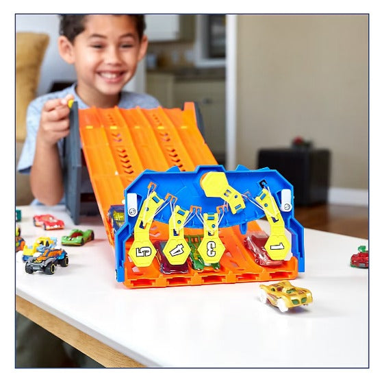 Hot Wheels Roll Out Raceway Track Set