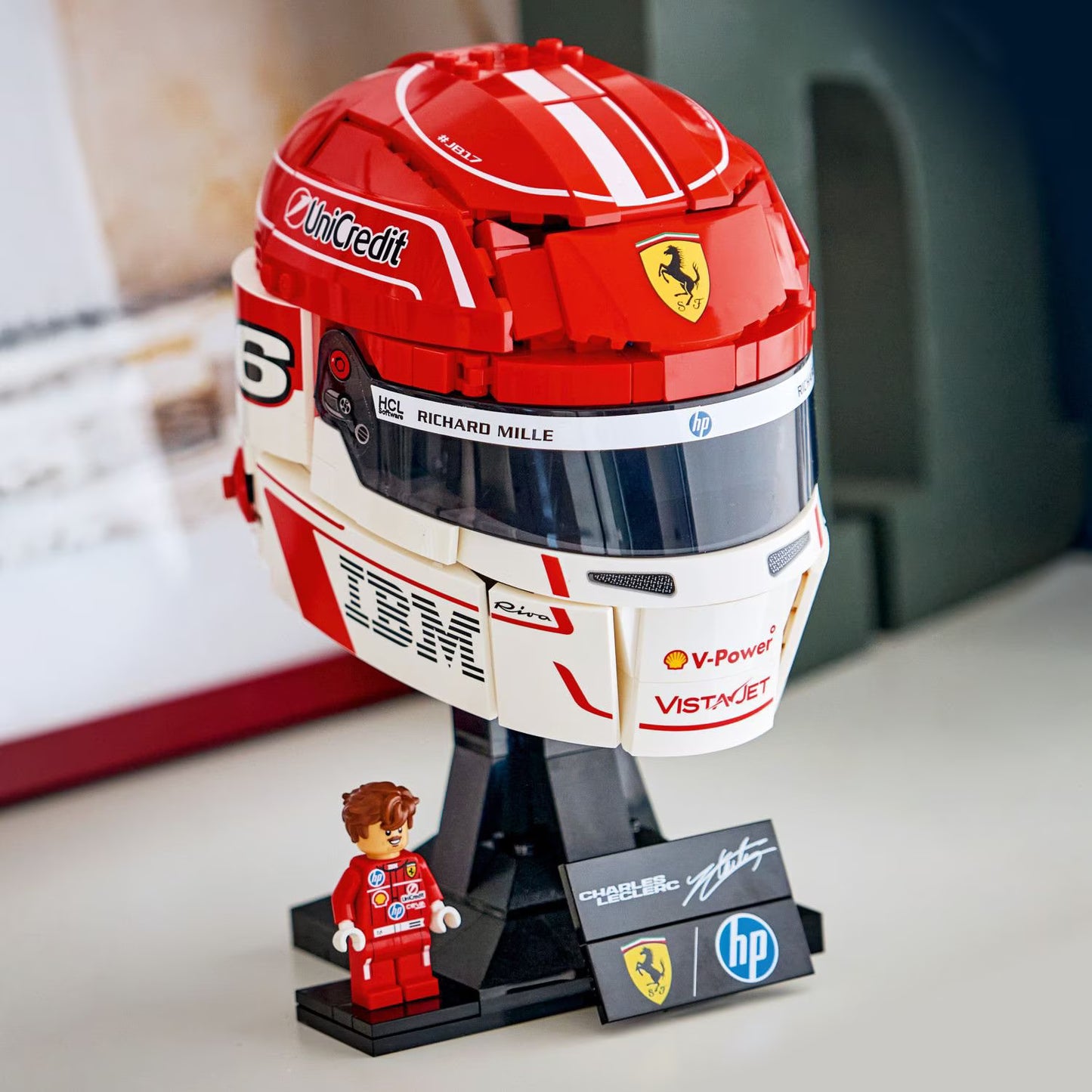 LEGO Editions Scuderia Ferrari HP Charles Leclerc Helmet, 886 pc.
