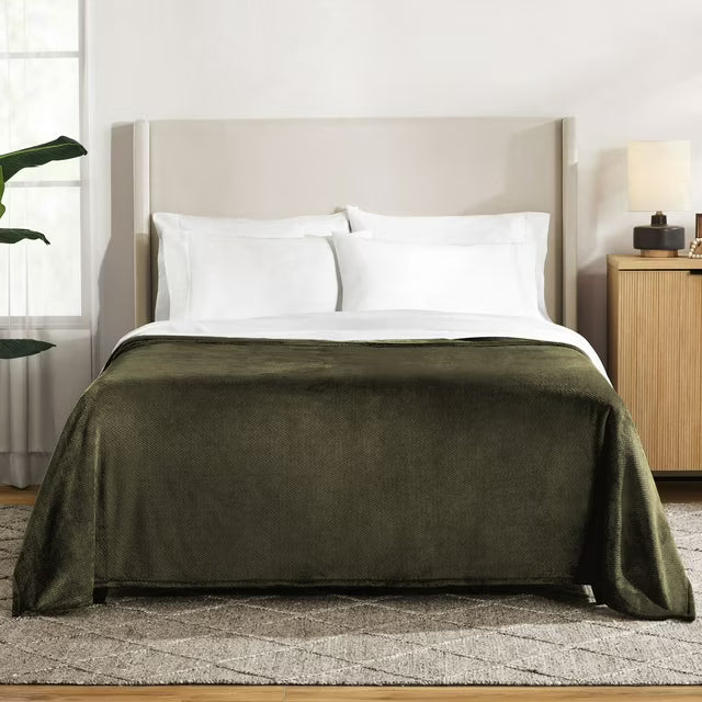 Herringbone Velvet Plush Blanket