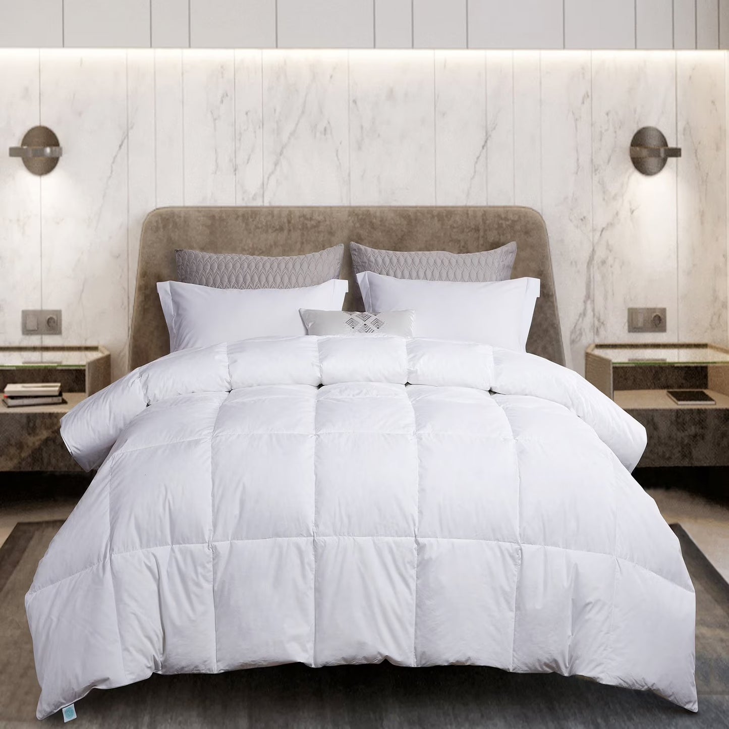 240 Thread Count White Goose Feather and Down Comforter