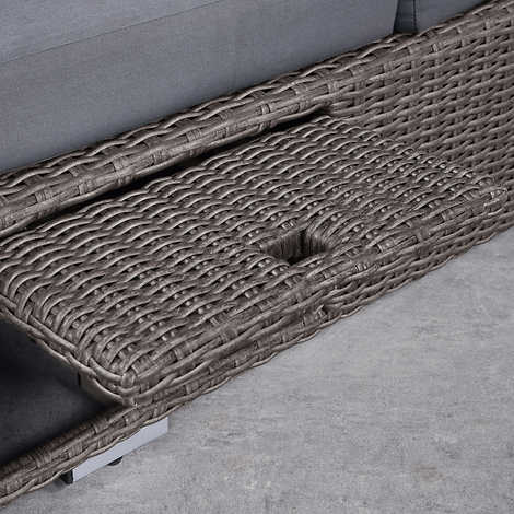 Nadia Daybed