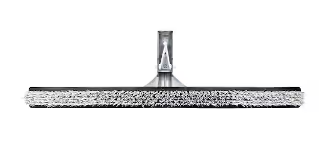 18 in. Swimming Pool & Spa Brush