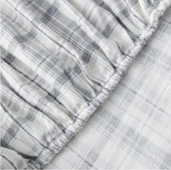 Graphic Flannel Sheet Set