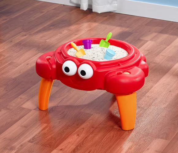 Crabbie Sand Table with Fitted Protective Cover